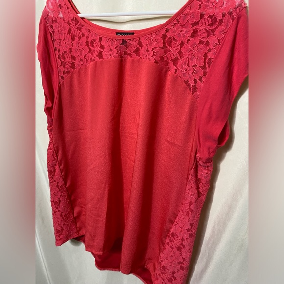 Express Lace Top - Picture 2 of 7